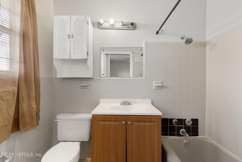 3412 Ribault Scenic Dr, Jacksonville, FL 32208