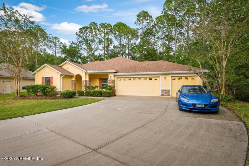 11829 Carolwood Ln, Jacksonville, FL 32258