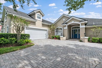3817 Michaels Landing Cir, Jacksonville, FL 32224
