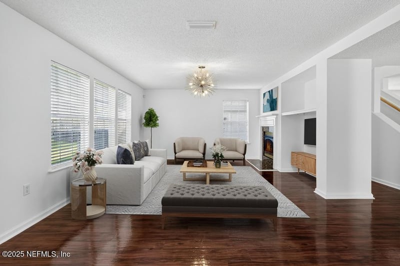 11453 Brian Lakes Dr, Jacksonville, FL 32221