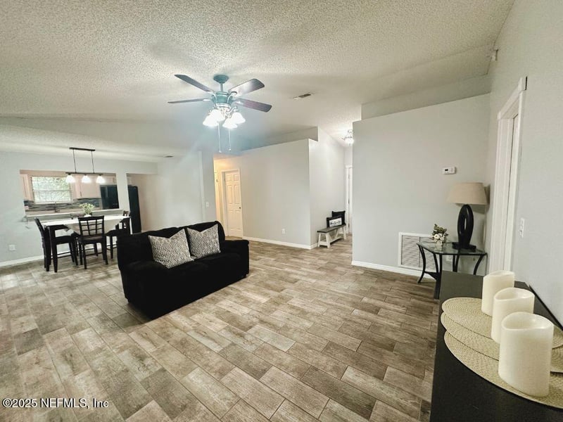 3236 Merganzer Trl, Orange Park, FL 32065