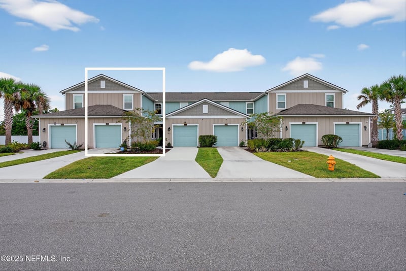 12784 Veterans Ct, Jacksonville, FL 32218