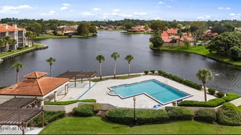 4261 Via Valencia Cir, Jacksonville, FL 32217