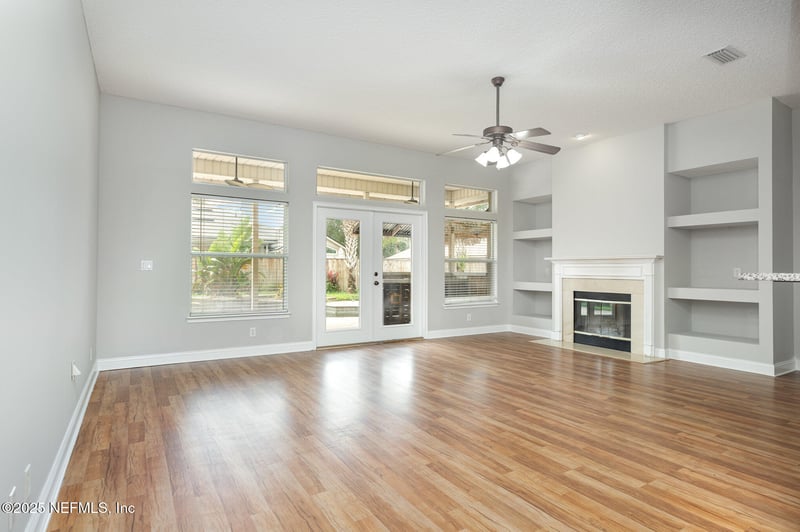 11318 Island Club Ln, Jacksonville, FL 32225