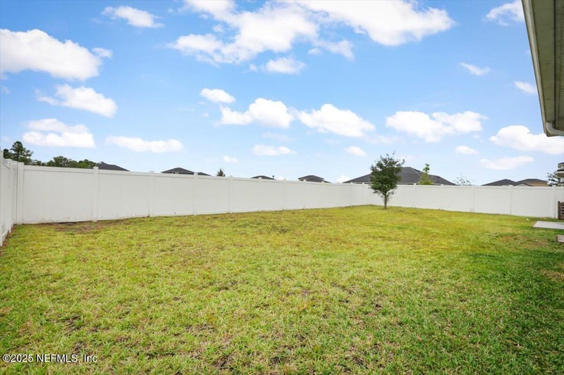 11051 Colonial Tavern Ln, Jacksonville, FL 32221