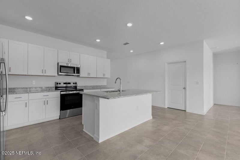 8142 Archibald Ter, Jacksonville, FL 32219