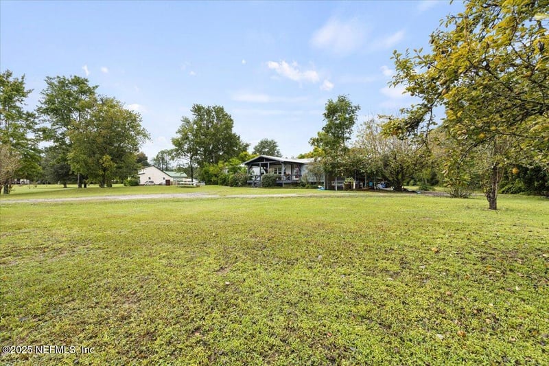 15296 Parete Rd, Jacksonville, FL 32218