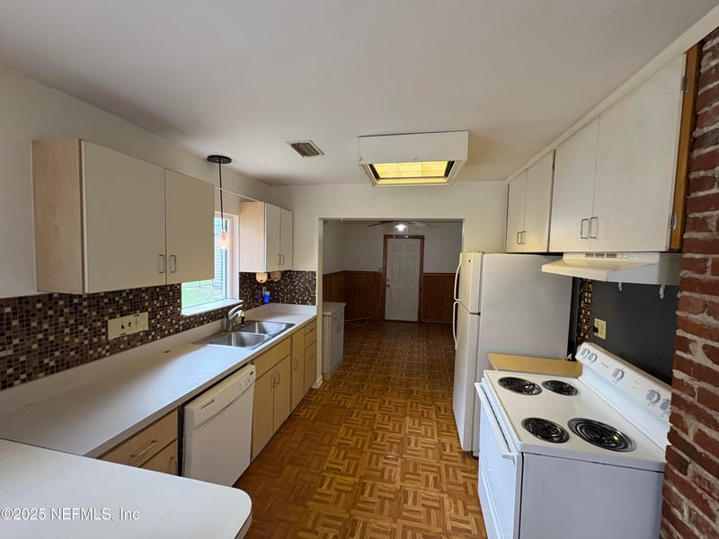 1172 Woodruff Ave, Jacksonville, FL 32205