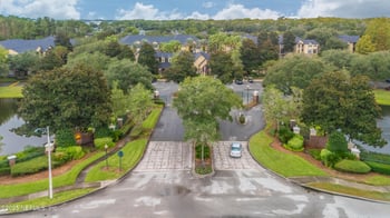 7800 Point Meadows Dr #737, Jacksonville, FL 32256