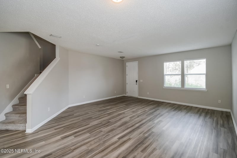 9137 Redtail Dr, Jacksonville, FL 32222