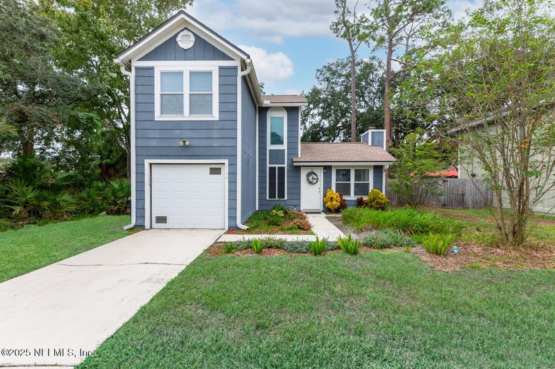 2196 Fairway Villas Ln, Atlantic Beach, FL 32233
