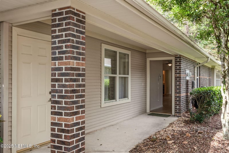 4526 Middleton Park Cir, Jacksonville, FL 32224