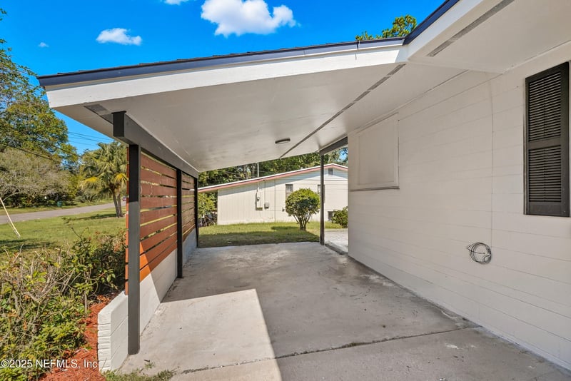 8043 Naranja Dr, Jacksonville, FL 32217