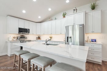 4110 Scenic Dr, Middleburg, FL 32068