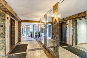 4401 Lakeside Dr #201, Jacksonville, FL 32210