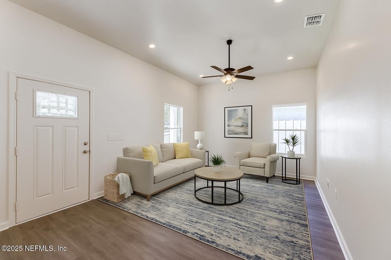 8123 Siskin Ave, Jacksonville, FL 32219