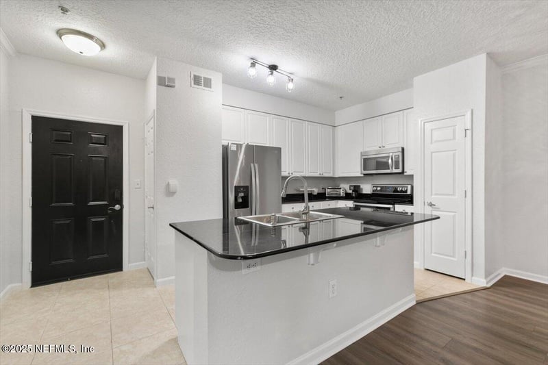 8539 Gate Pw #9102, Jacksonville, FL 32216