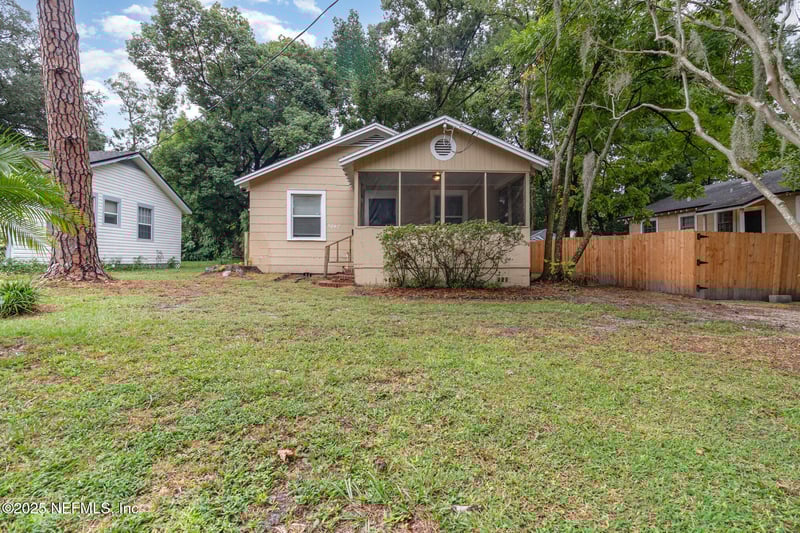 3042 Green St, Jacksonville, FL 32205