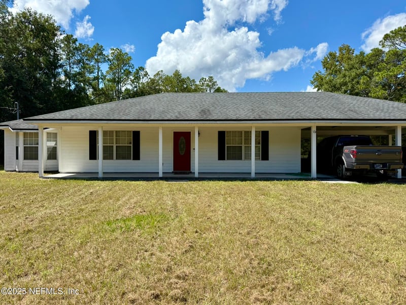 744 Towering Pines Dr, Jacksonville, FL 32220