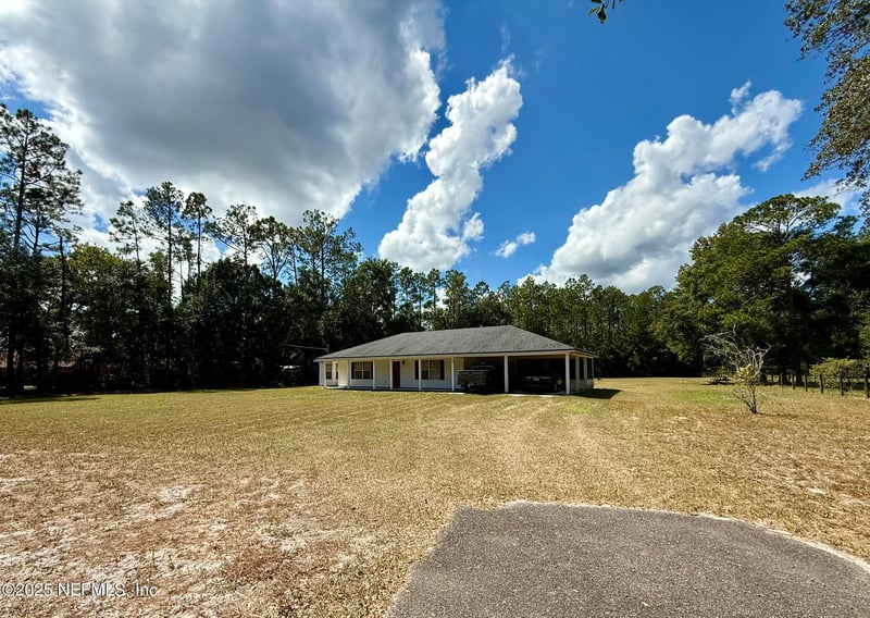 744 Towering Pines Dr, Jacksonville, FL 32220