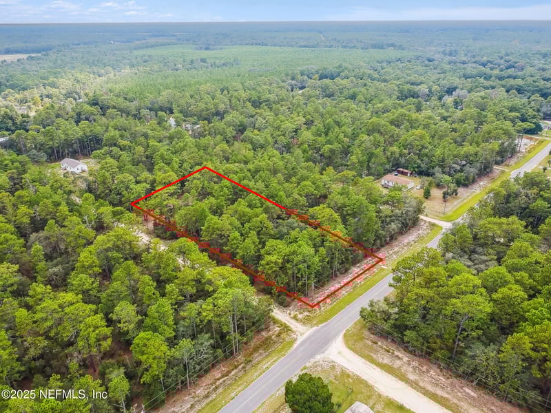 401 Edgehill Rd, Satsuma, FL 32189