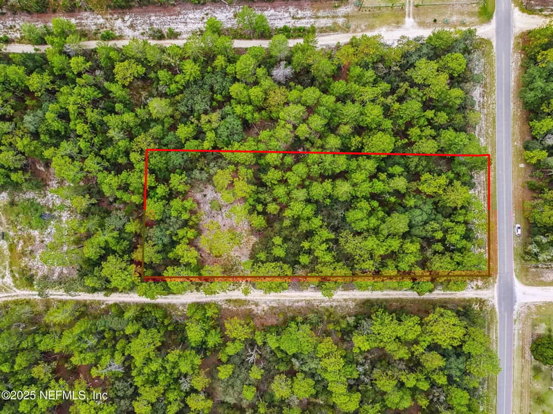 401 Edgehill Rd, Satsuma, FL 32189