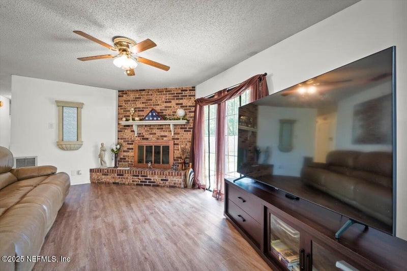 7224 Blackberry Ln, Jacksonville, FL 32244