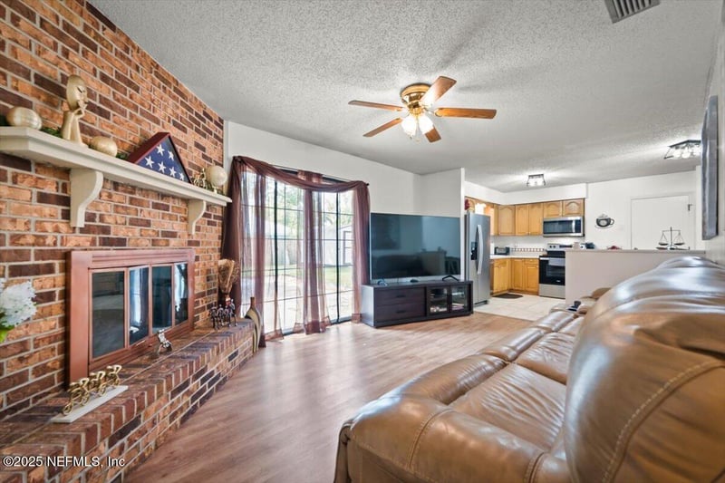 7224 Blackberry Ln, Jacksonville, FL 32244