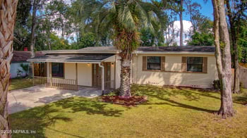 5437 Moret Dr, Jacksonville, FL 32244