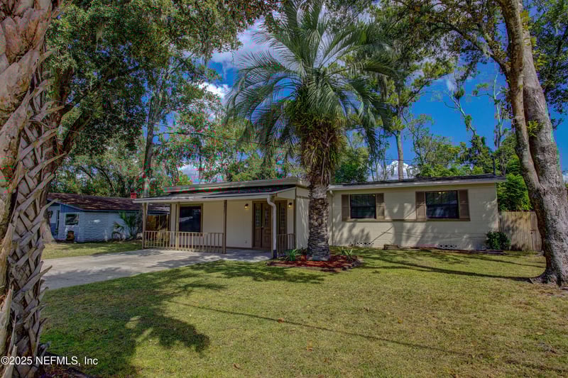 5437 Moret Dr, Jacksonville, FL 32244