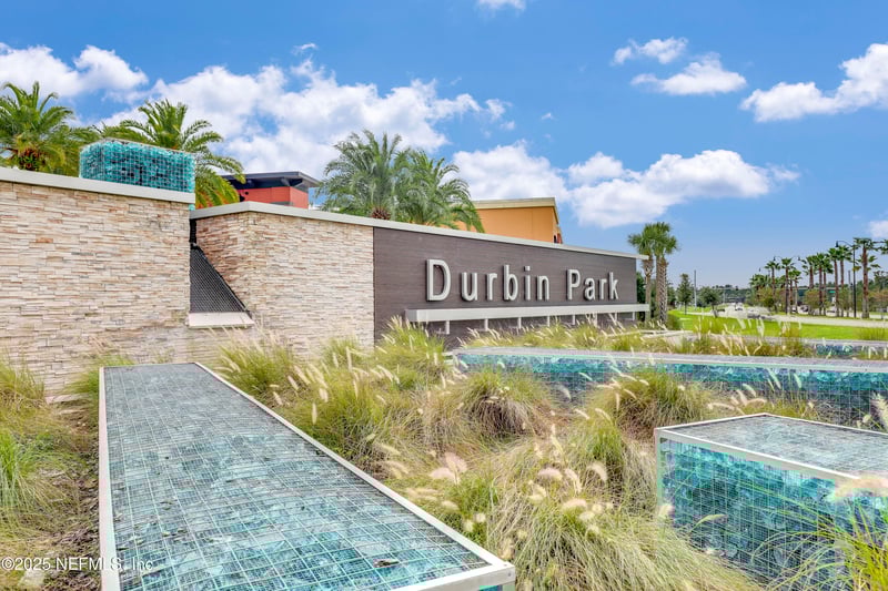 7002 Coldwater Dr, Jacksonville, FL 32258