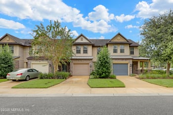 7002 Coldwater Dr, Jacksonville, FL 32258