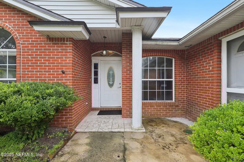 7668 Fawn Lake Dr, Jacksonville, FL 32256