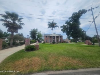 435 Lake Asbury Dr, Green Cove Springs, FL 32043