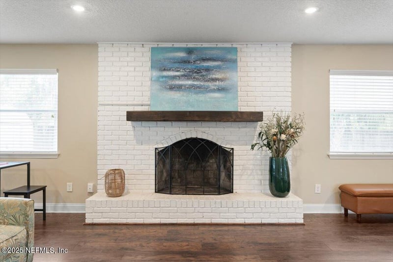 2751 Emily Ln, Jacksonville, FL 32216