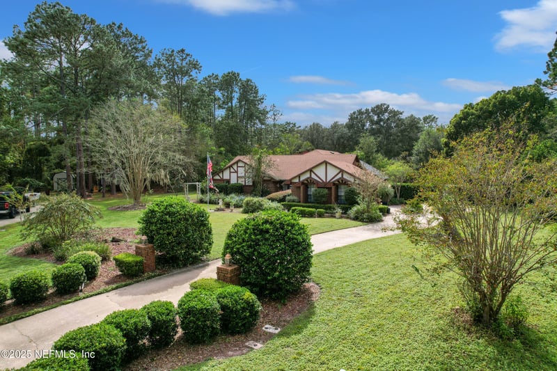 1192 Perregrine Cir, St Johns, FL 32259