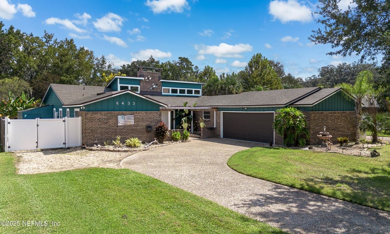 6433 River Point Dr, Fleming Island, FL 32003