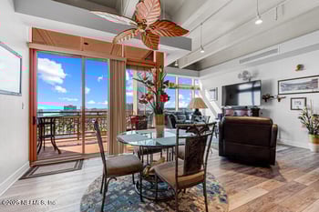 320 1st St #909, Jacksonville Beach, FL 32250