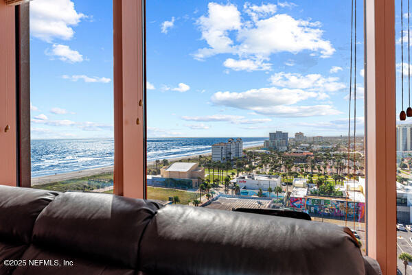 320 1st St #909, Jacksonville Beach, FL 32250