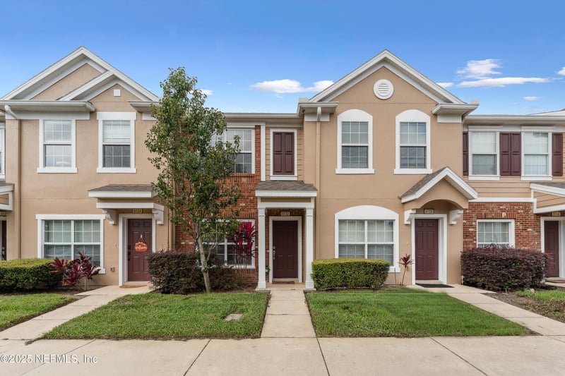 8122 Summergate Ct, Jacksonville, FL 32256