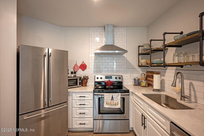 1655 The Greens Way #2812, Jacksonville Beach, FL 32250