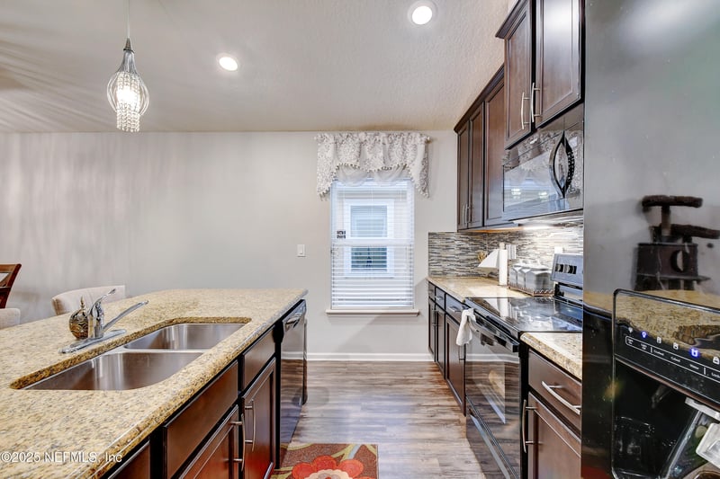 351 Hepburn Rd, Orange Park, FL 32065