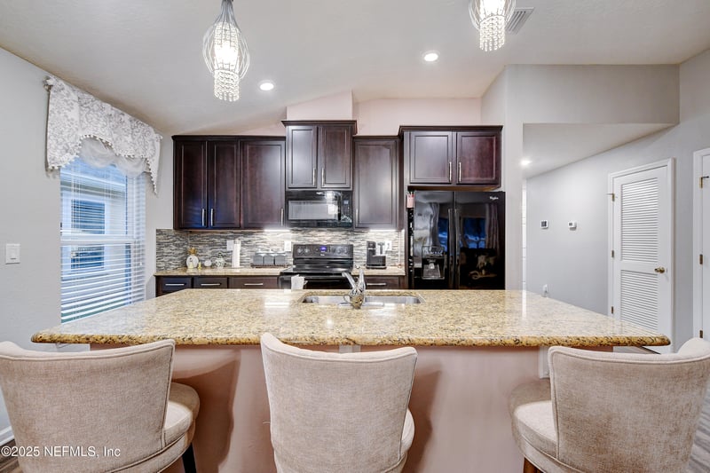 351 Hepburn Rd, Orange Park, FL 32065