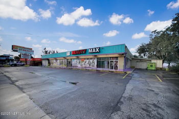 5804 Beach Blvd, Jacksonville, FL 32207