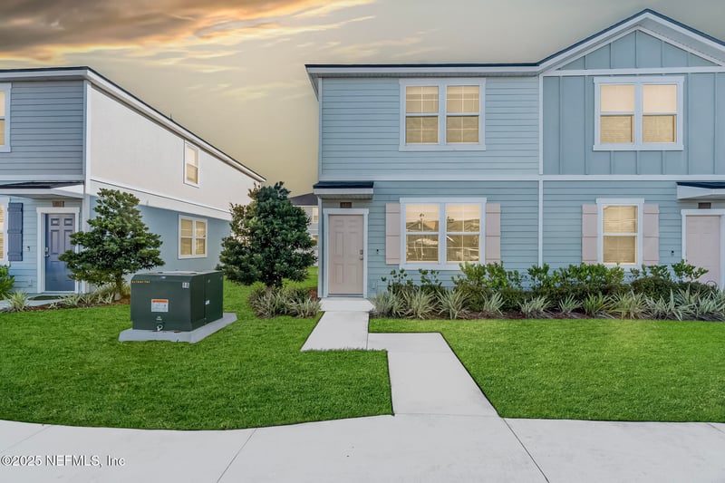 628 Yellow Oaks Ln, Orange Park, FL 32065