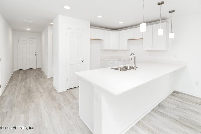 7849 Pipit Ave, Jacksonville, FL 32219