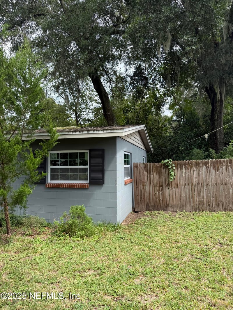 609 Wren Rd, Jacksonville, FL 32216