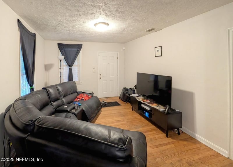 473 65th St, Jacksonville, FL 32208