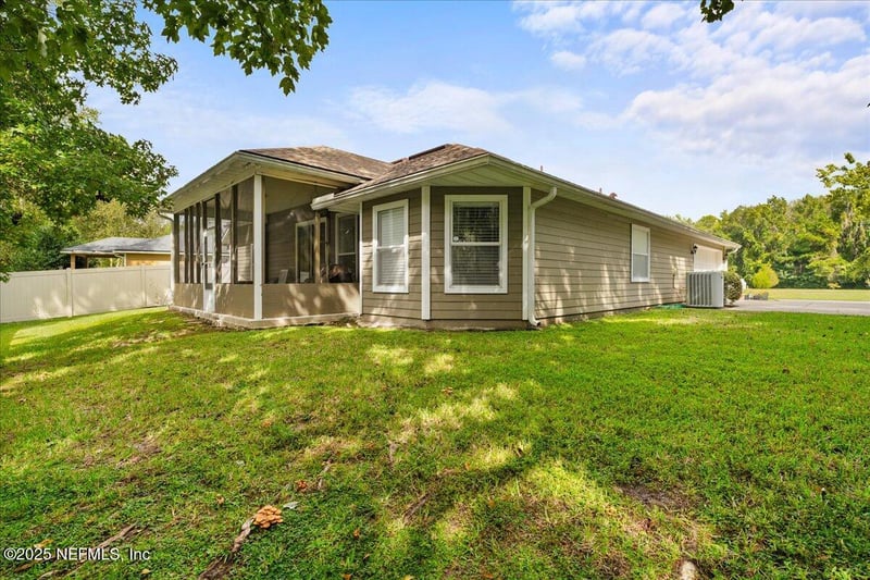 2984 Mainsail Cir, Jacksonville, FL 32226