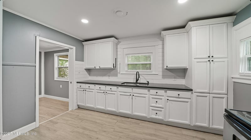 7637 Hammond Blvd, Jacksonville, FL 32220